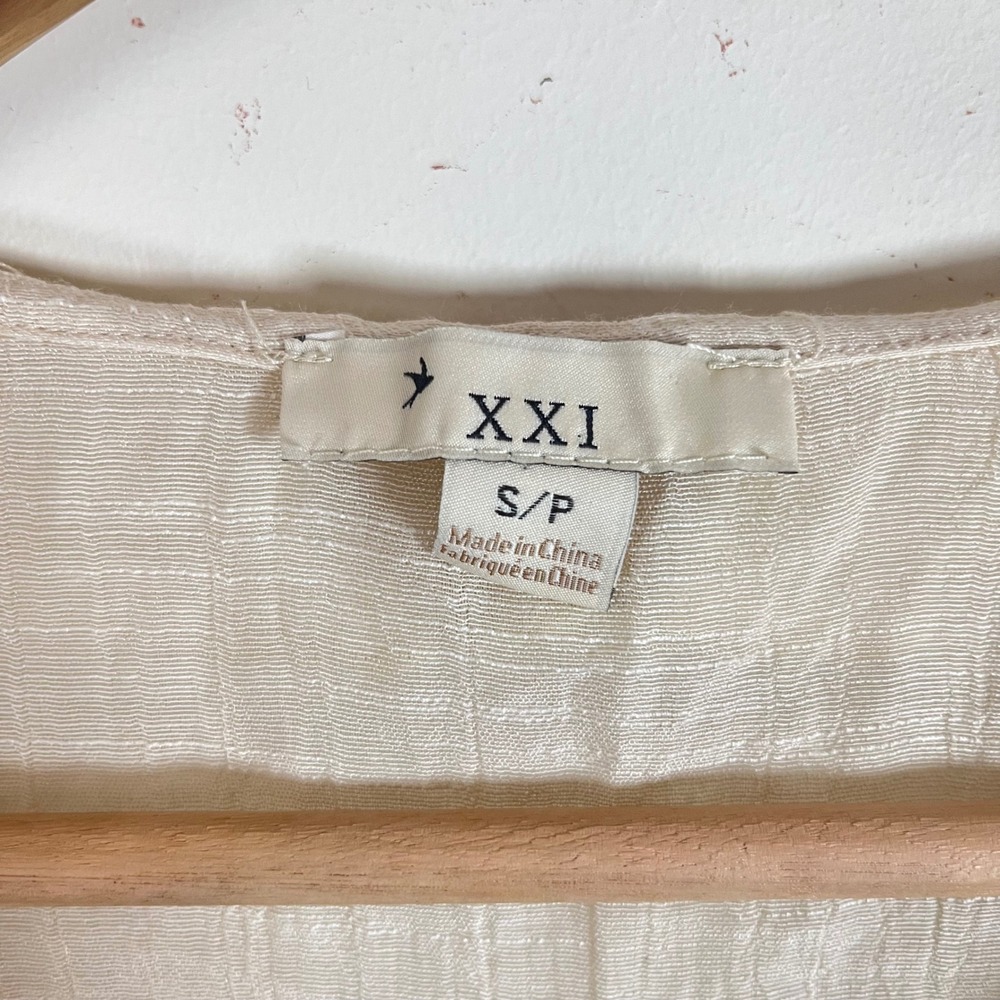 Vintage Y2K XXI Ruffled Tie Front Top Lace Trim Back Tie Floral Cream Sm Fairy - Picture 6 of 6